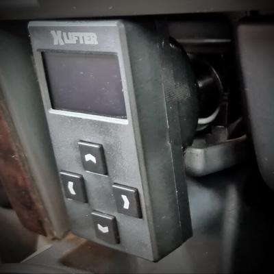 Discovery 3 (LR3) – Cigarette Lighter Socket Plug Bracket